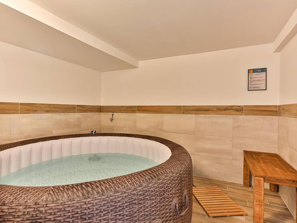 Maison Familiale La Belle Vie Jacuzzi/Sauna Saint Gilles Croix de vie Εξωτερικό φωτογραφία
